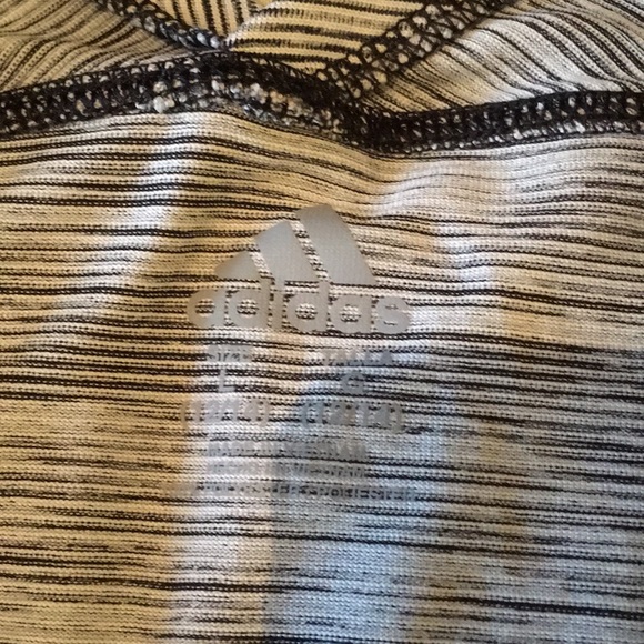 Adidas Cropped Shirt (Kids) - Picture 2 of 4